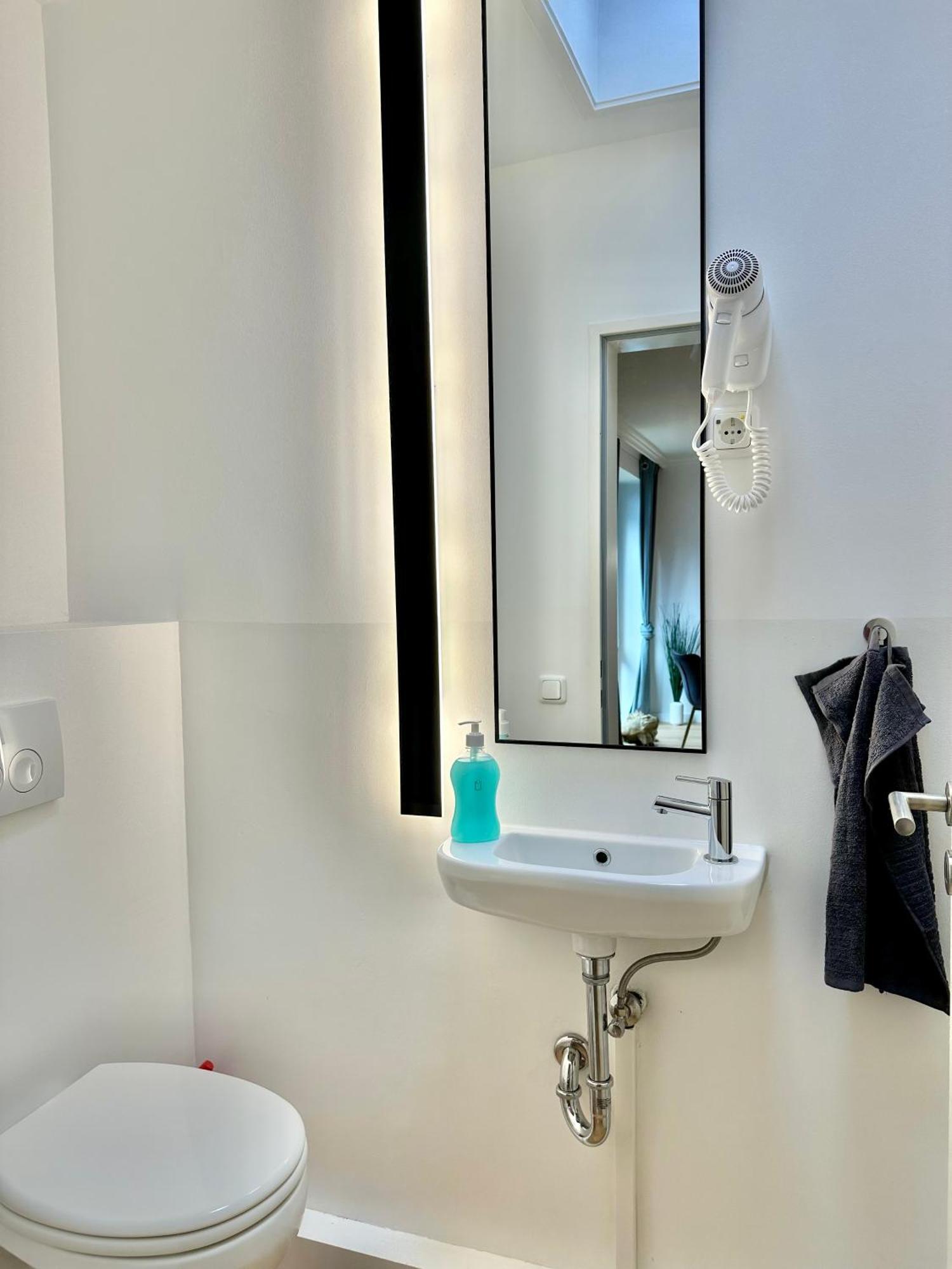 City-Apartment Mit Dachterrasse & Massagesessel In Der Fussgaengerzone K4 Oldenburg Esterno foto